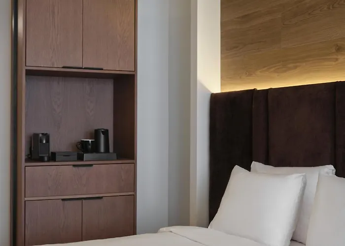 Blanco Athens Aparthotel